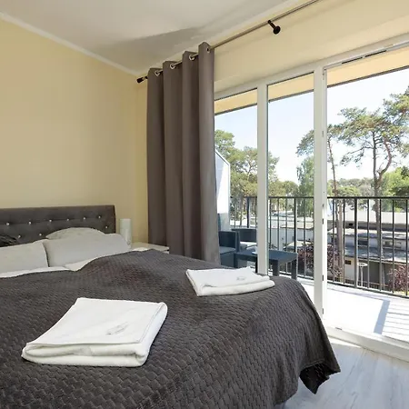 アパート Na Wydmach By Renters ミエンジボジェ